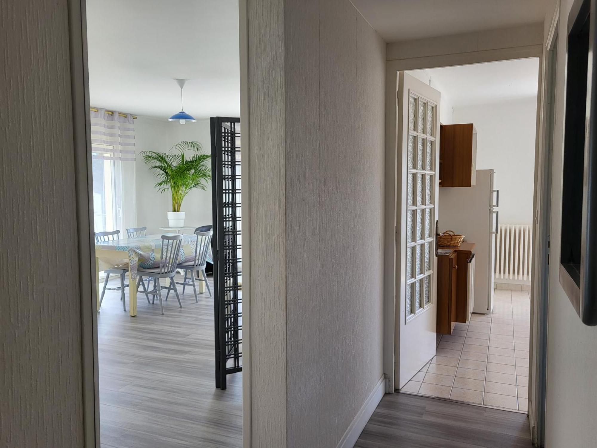 Residence Rose Des Vents Jullouville-les-Pins Bagian luar foto