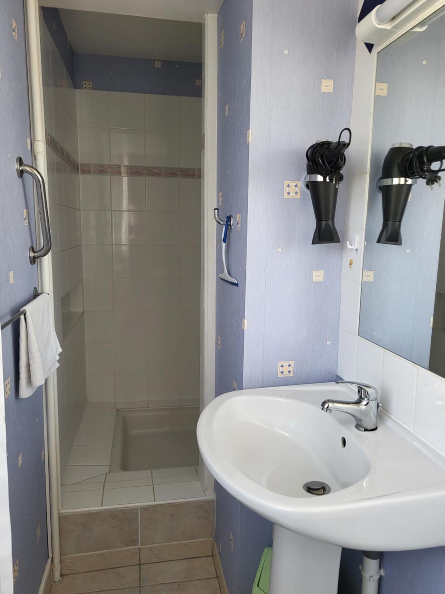 Residence Rose Des Vents Jullouville-les-Pins Bagian luar foto